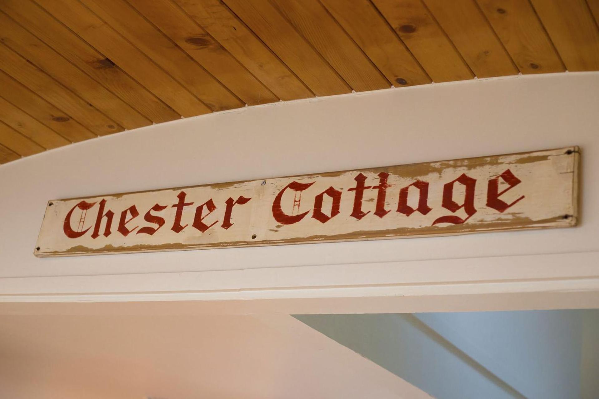 Chester Cottage Beachfront Oakura Esterno foto