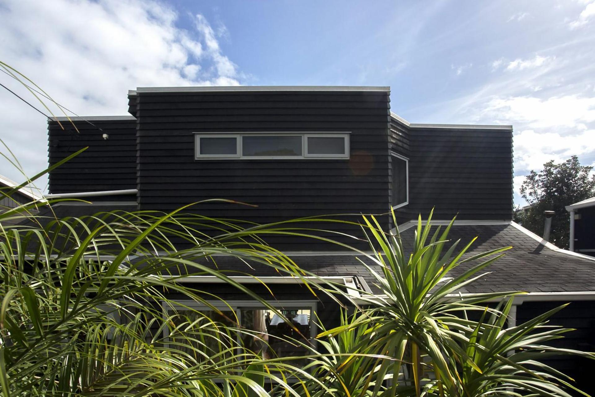 Chester Cottage Beachfront Oakura Esterno foto
